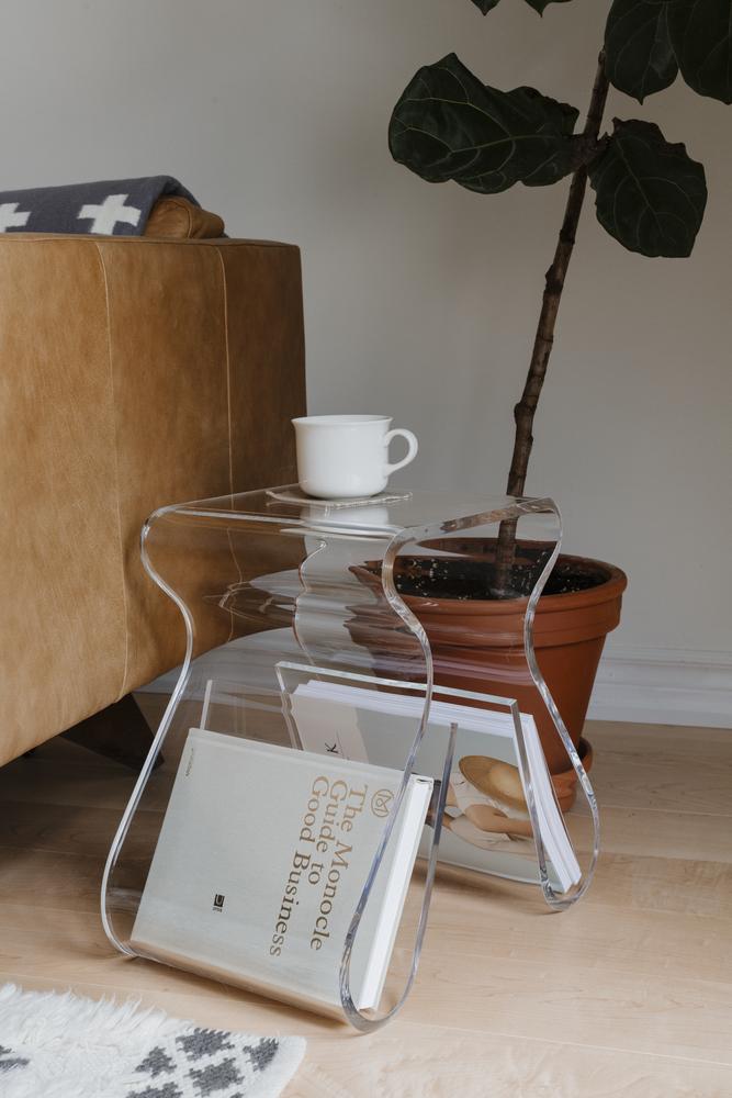 Magino Hocker mit Zeitschriftenablage Transparent 09